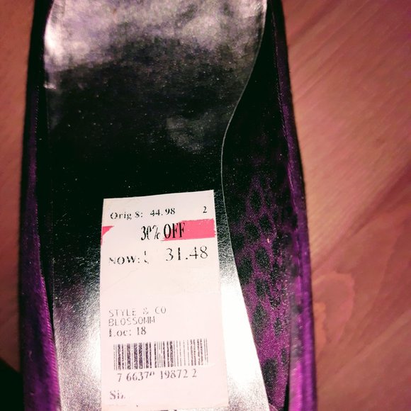 Style and Co. Purple Suede Shoes in Size 7 - NWT - Picture 2 of 2